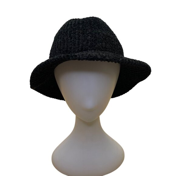 Everitt Black Womens Textured Knit Bucket Hat - Picture 1 of 8